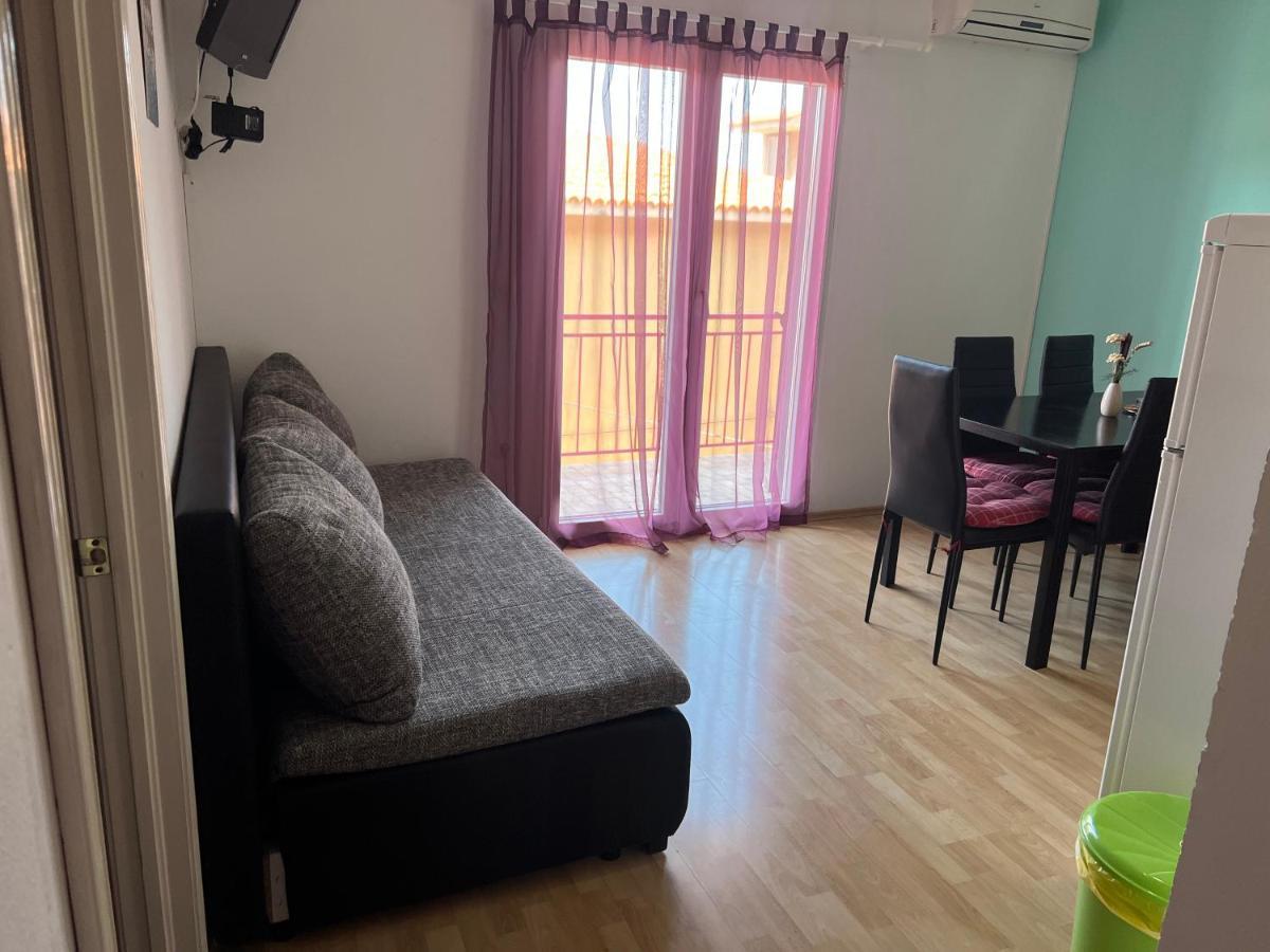 Apartmani Kacola Tučepi Buitenkant foto